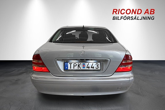 Mercedes-Benz S320 8 of 20