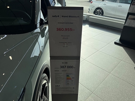 Kia K4 10 of 10
