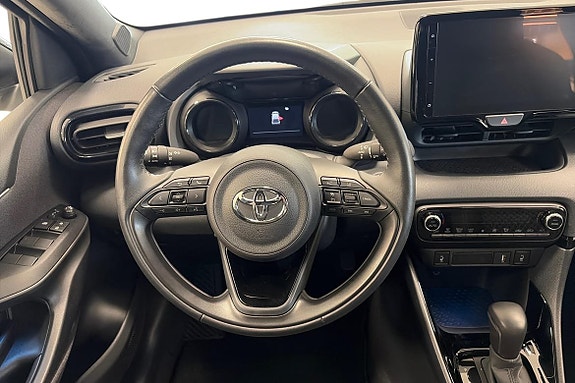 Toyota Yaris 9 of 10