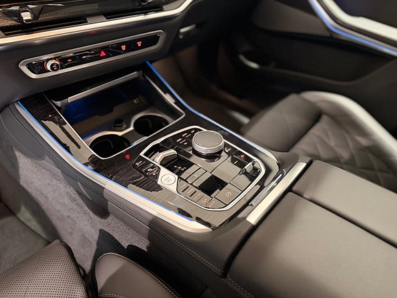 BMW X5 6 of 17