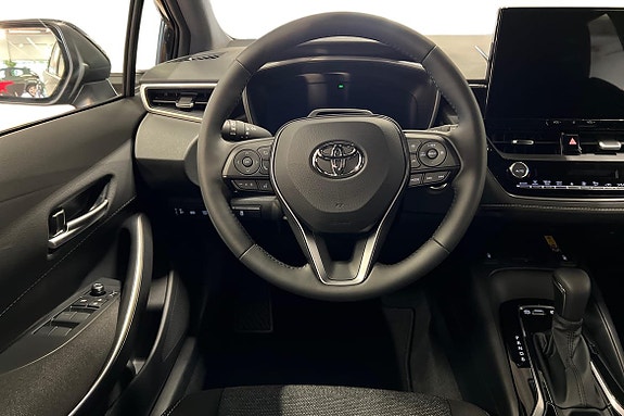 Toyota Corolla 9 of 19