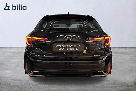 Toyota Corolla 4 of 19