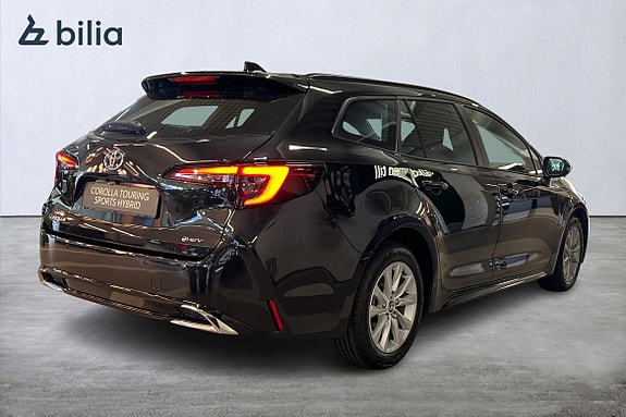 Toyota Corolla 17 of 19