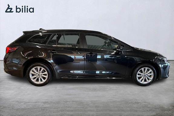 Toyota Corolla 16 of 19