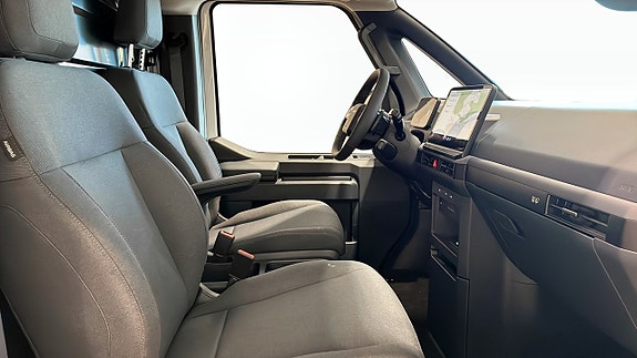 Kia PV5 3 of 11