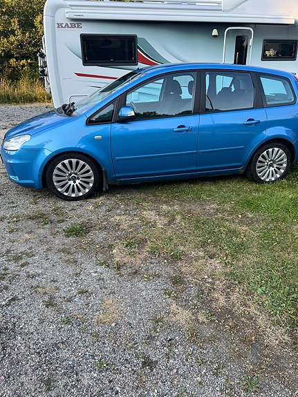 Ford C-Max 2 of 8
