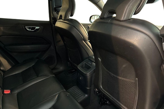 Volvo XC60 14 of 27