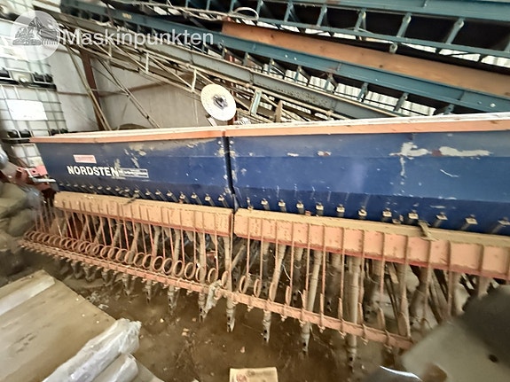 Nordsten Lift-o-Matic CLB 400 MK II såmaskin 3 of 9