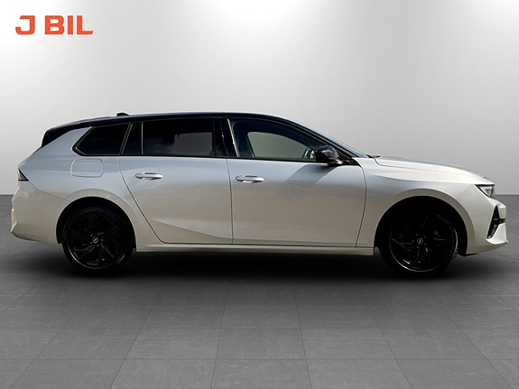 Opel Astra 13 of 15