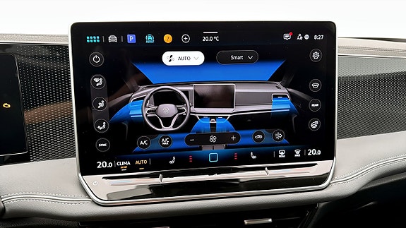 Volkswagen Passat 16 of 19