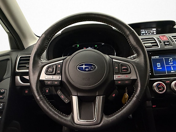 Subaru Forester 13 of 30