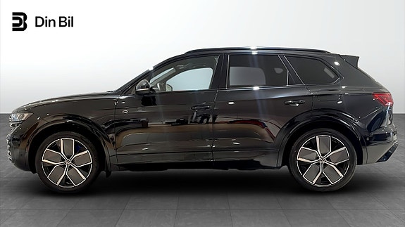 Volkswagen Touareg 2 of 14