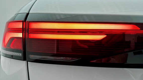 Volkswagen Passat 19 of 19