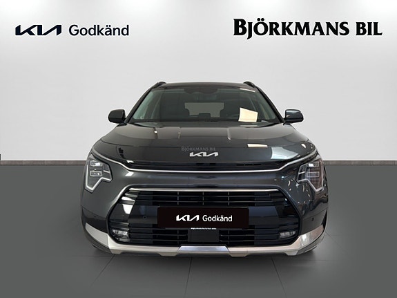 Kia Niro 2 of 19