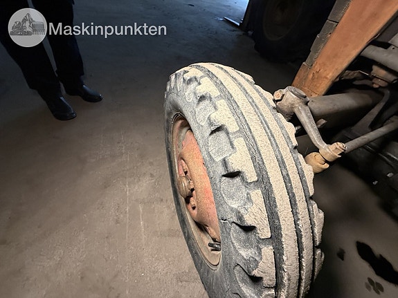 MASSEY FERGUSON 130 23 of 27