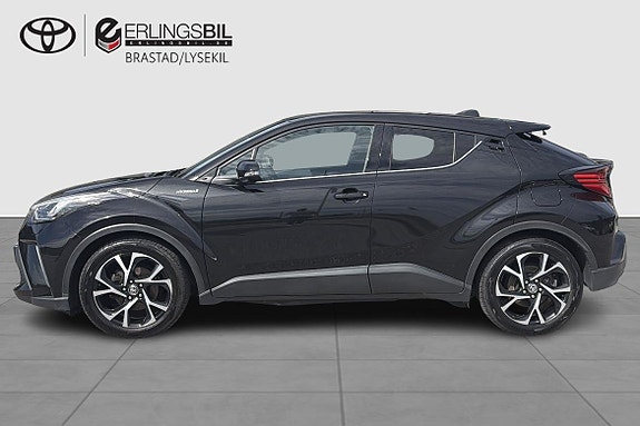 Toyota C-HR 4 of 16