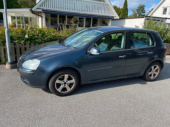 Volkswagen Golf V 3 of 5