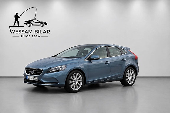 Volvo V40 3 of 22