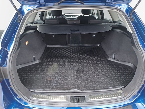 Toyota Avensis 10 of 10