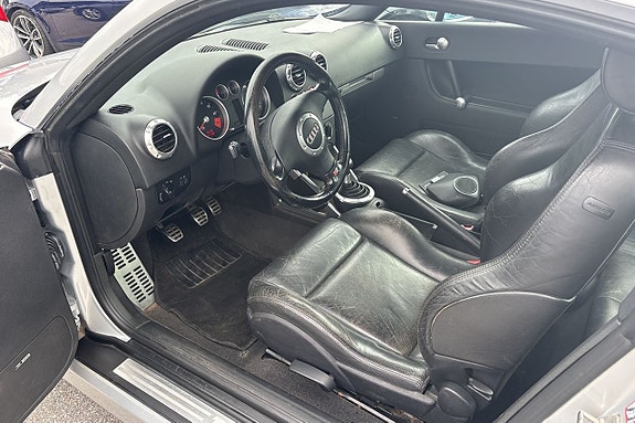 Audi TT 10 of 11