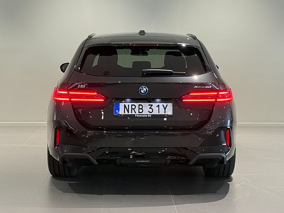 BMW i5 4 of 21