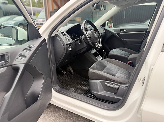 Volkswagen Tiguan 14 of 17