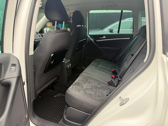 Volkswagen Tiguan 16 of 17