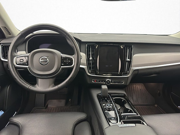 Volvo V90 13 of 30