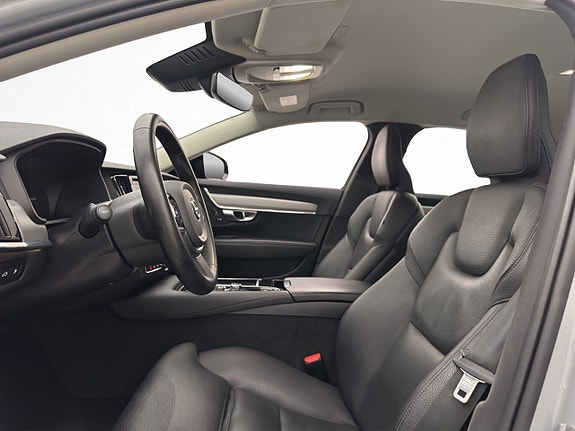 Volvo V90 12 of 30