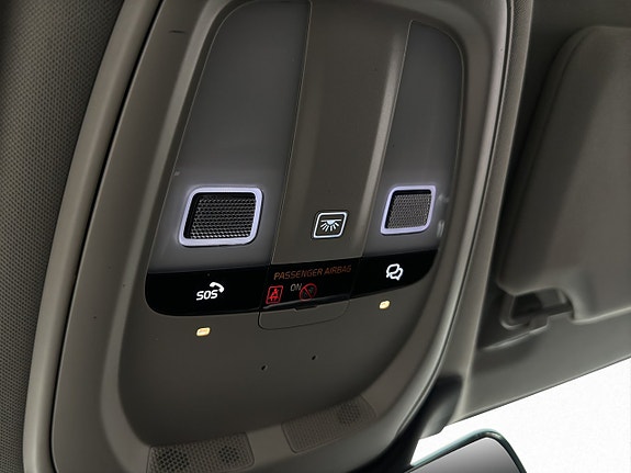 Volvo V90 27 of 30