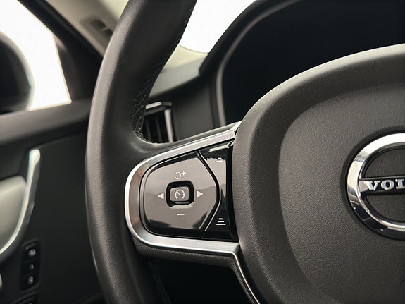 Volvo V90 17 of 30