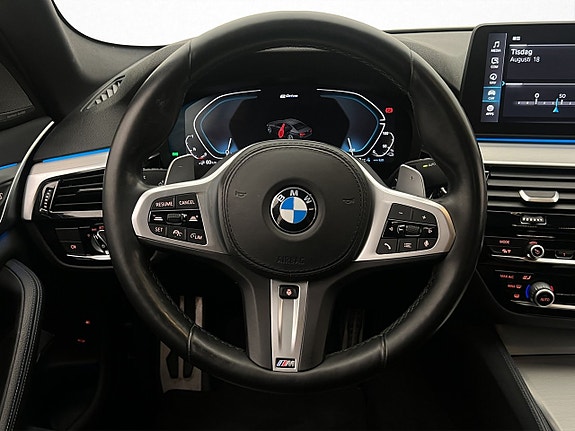 BMW 530e 15 of 30