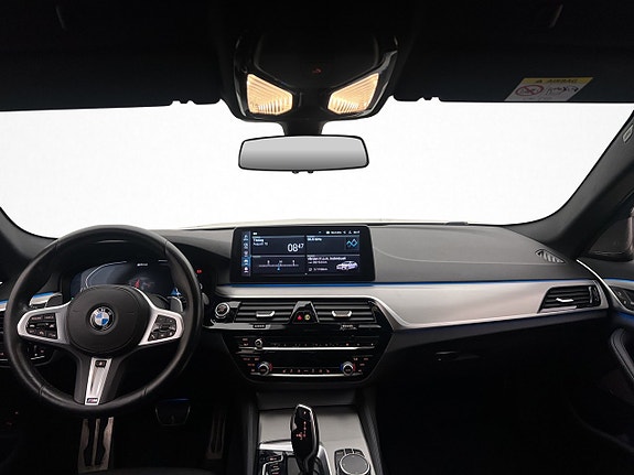 BMW 530e 14 of 30