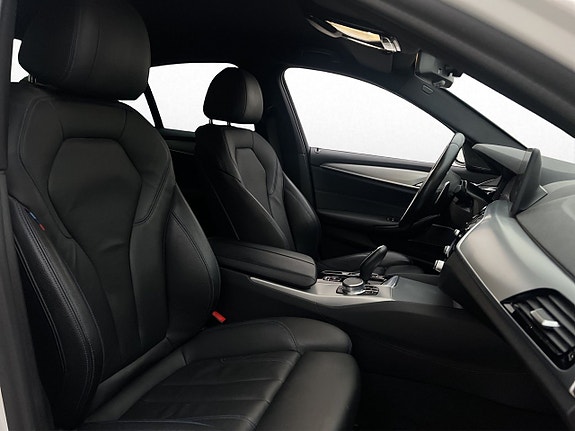 BMW 530e 29 of 30