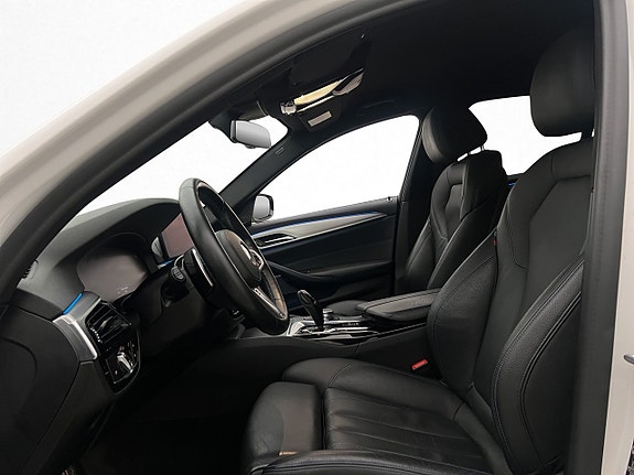 BMW 530e 12 of 30