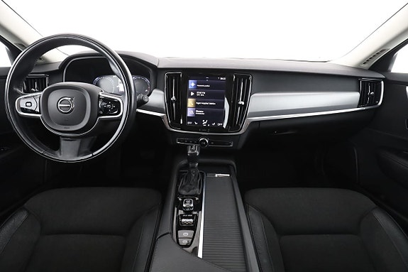 Volvo V90 13 of 30