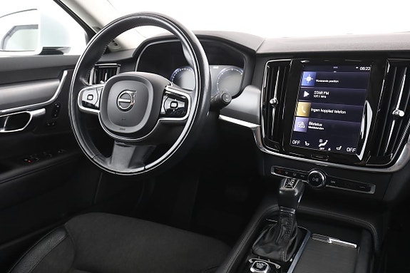 Volvo V90 14 of 30