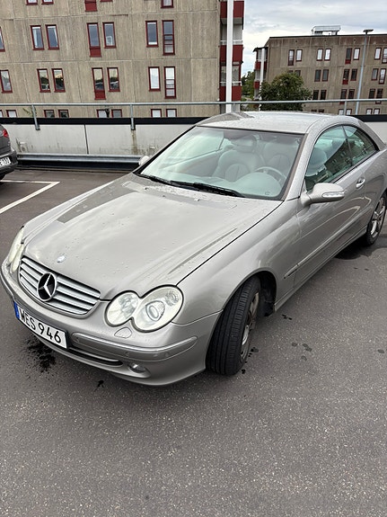 Mercedes-Benz CLK200 12 of 12