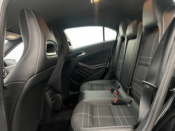 Mercedes-Benz A180 22 of 30
