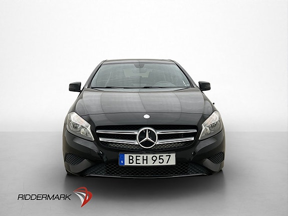 Mercedes-Benz A180 2 of 30