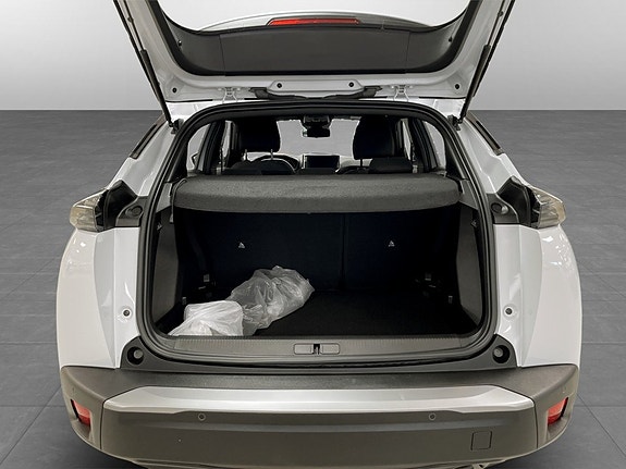Peugeot 2008 15 of 15