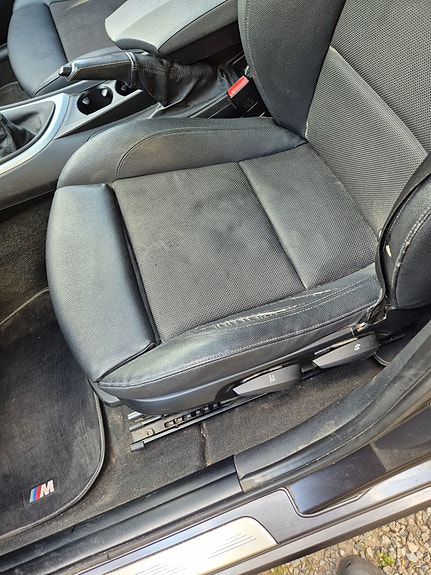 BMW 120d 9 of 10