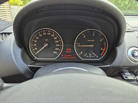 BMW 120d 8 of 10