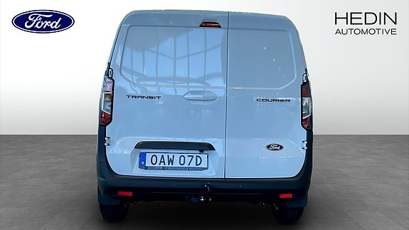 Ford Courier 7 of 9