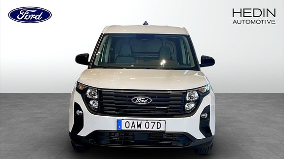 Ford Courier 8 of 9