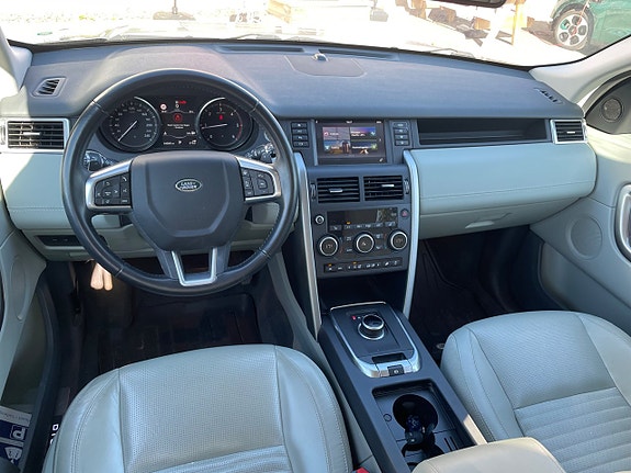 Land Rover Discovery Sport 10 of 19