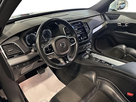 Volvo XC90 6 of 20