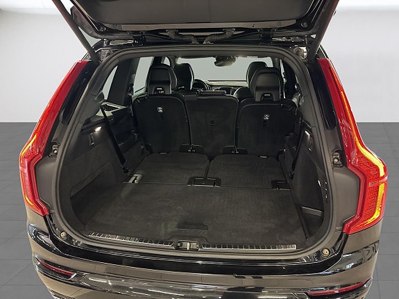 Volvo XC90 14 of 20