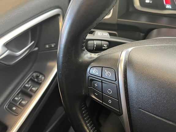 Volvo V60 25 of 26