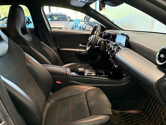 Mercedes-Benz A180 d 12 of 18